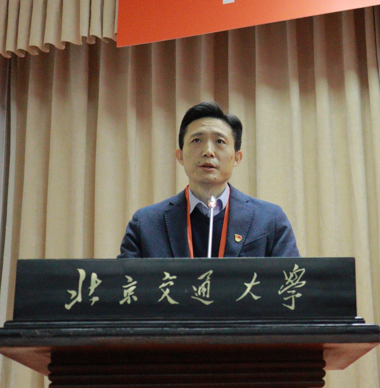 590287284.jpg 333.jpg