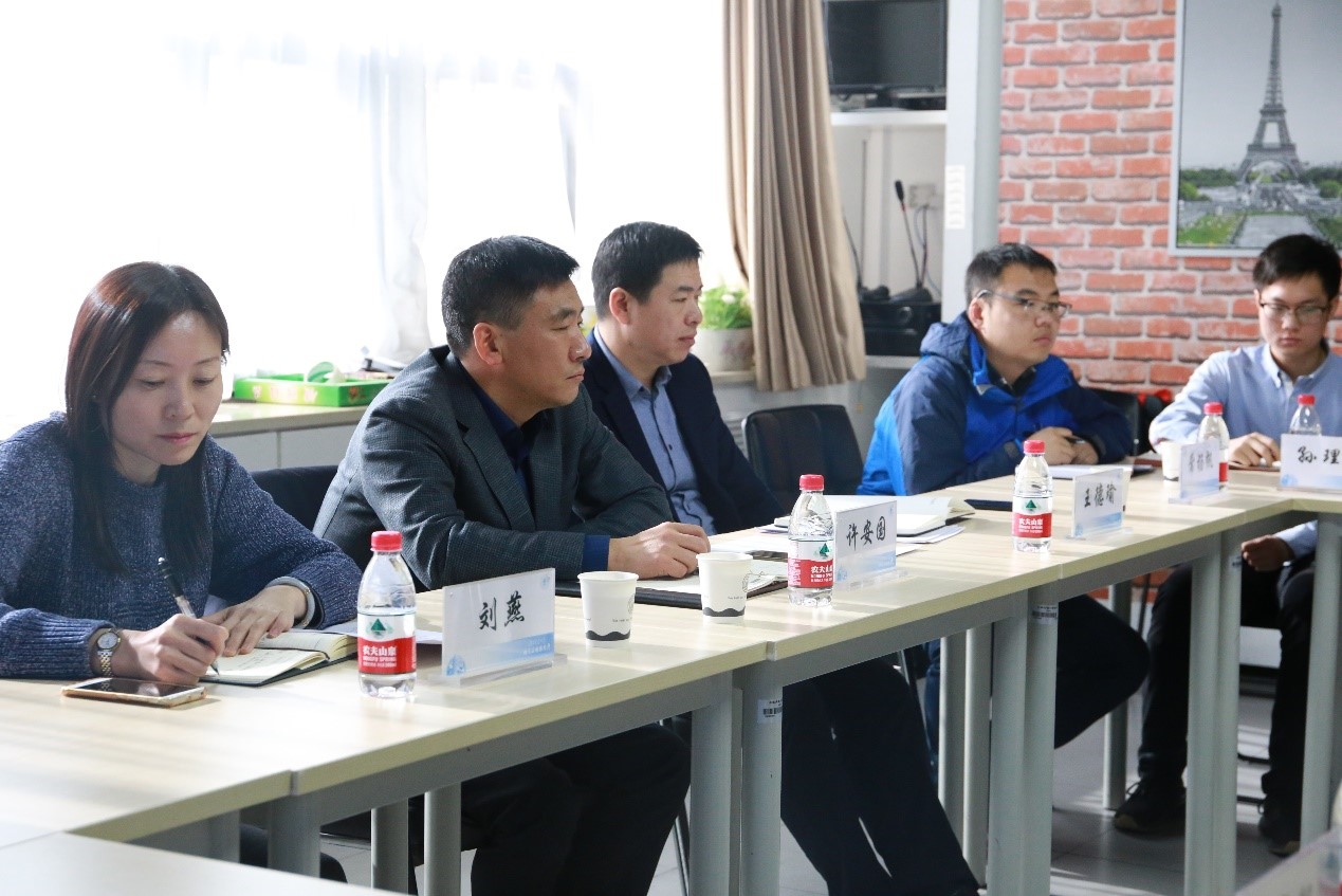 108236741.jpg 108236741.jpg