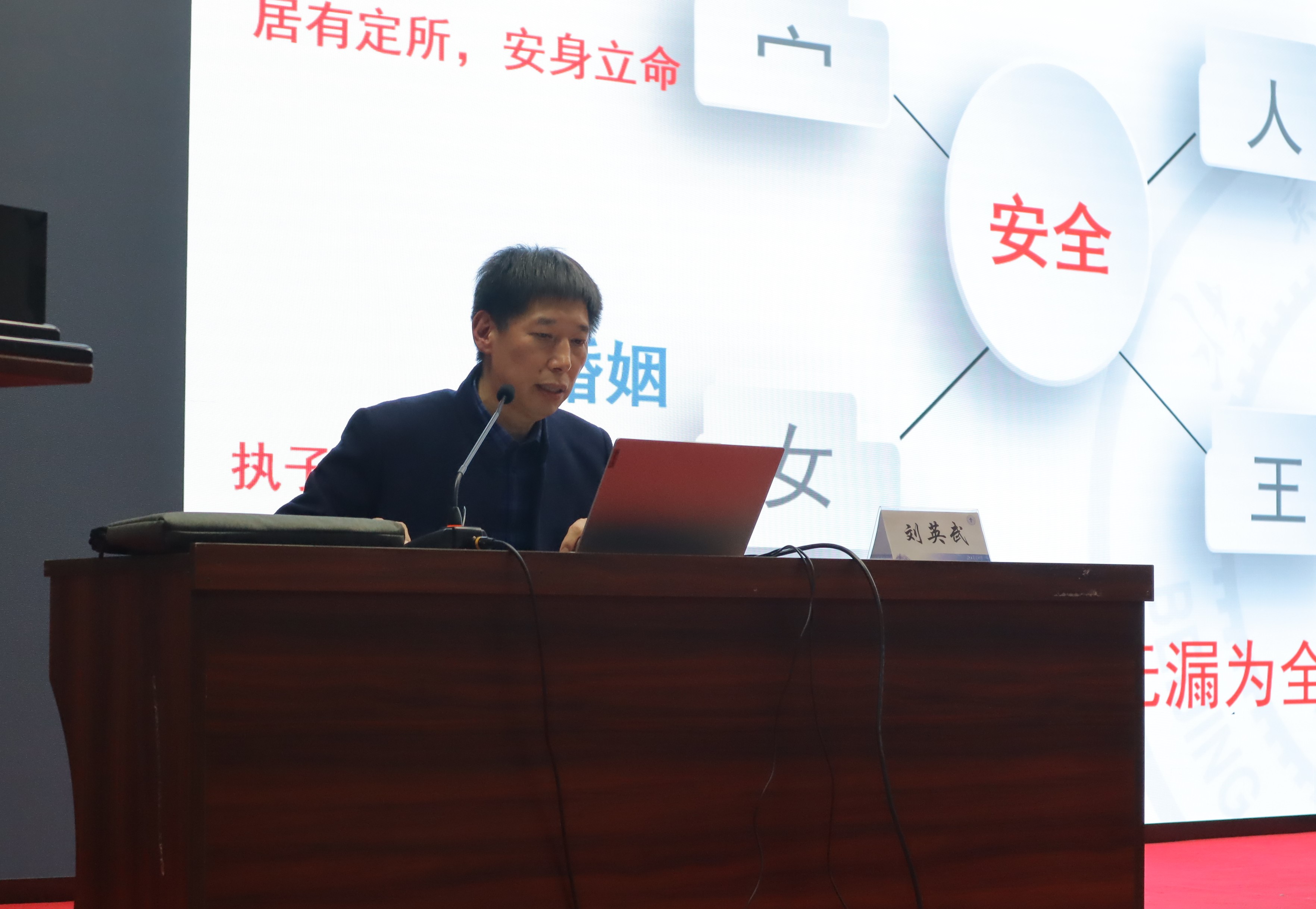 IMG_3271.jpg IMG_3271.jpg