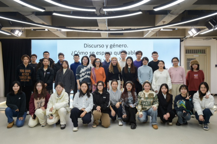 截屏2024-12-11 20.38.34.png