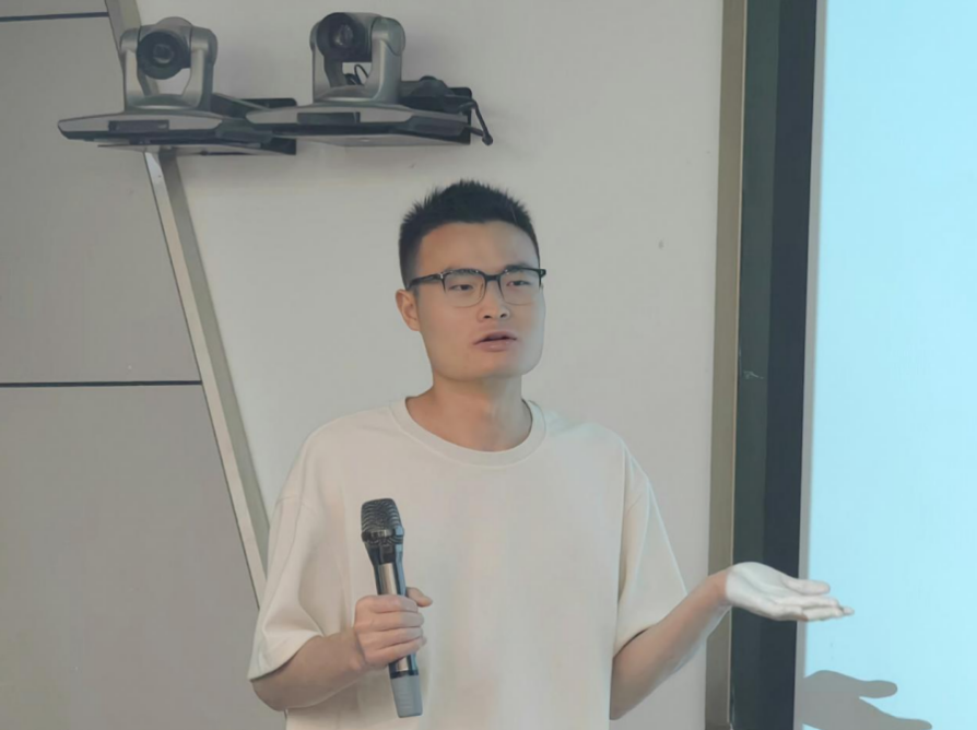 截屏2025-06-09 22.11.22.png