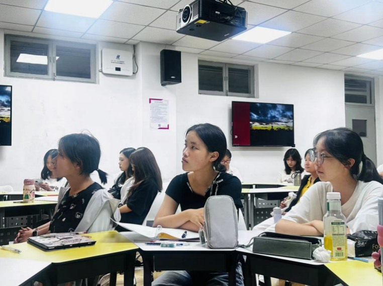 截屏2025-09-23 23.32.42.png